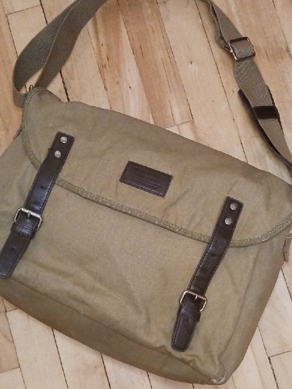 American Eagle Outfitters Messenger Bag Olive Green Canvas Leather Military